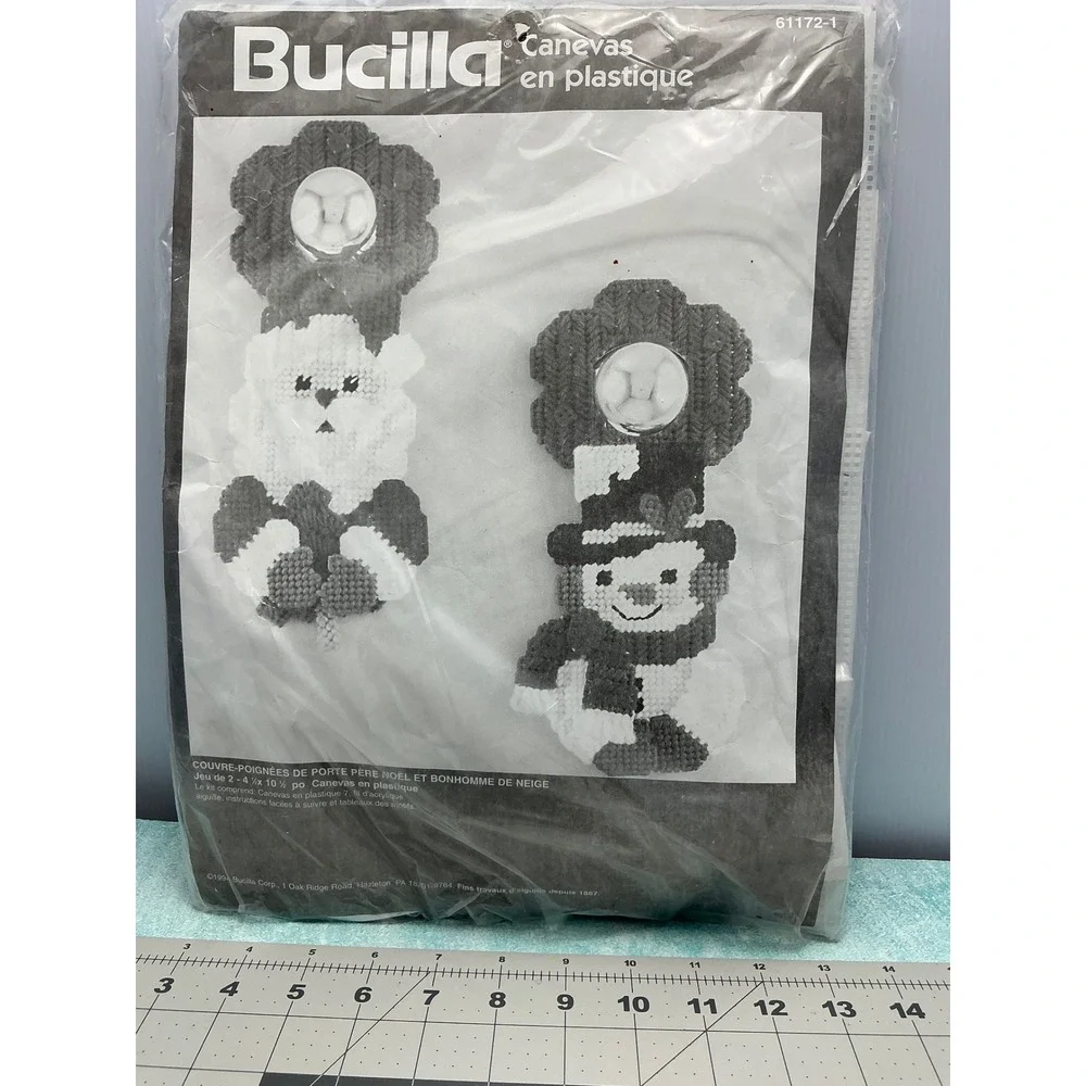 Bucilla Santa & Snowman Plastic Canvas Door‎ Knob Cover Kit 61172 New